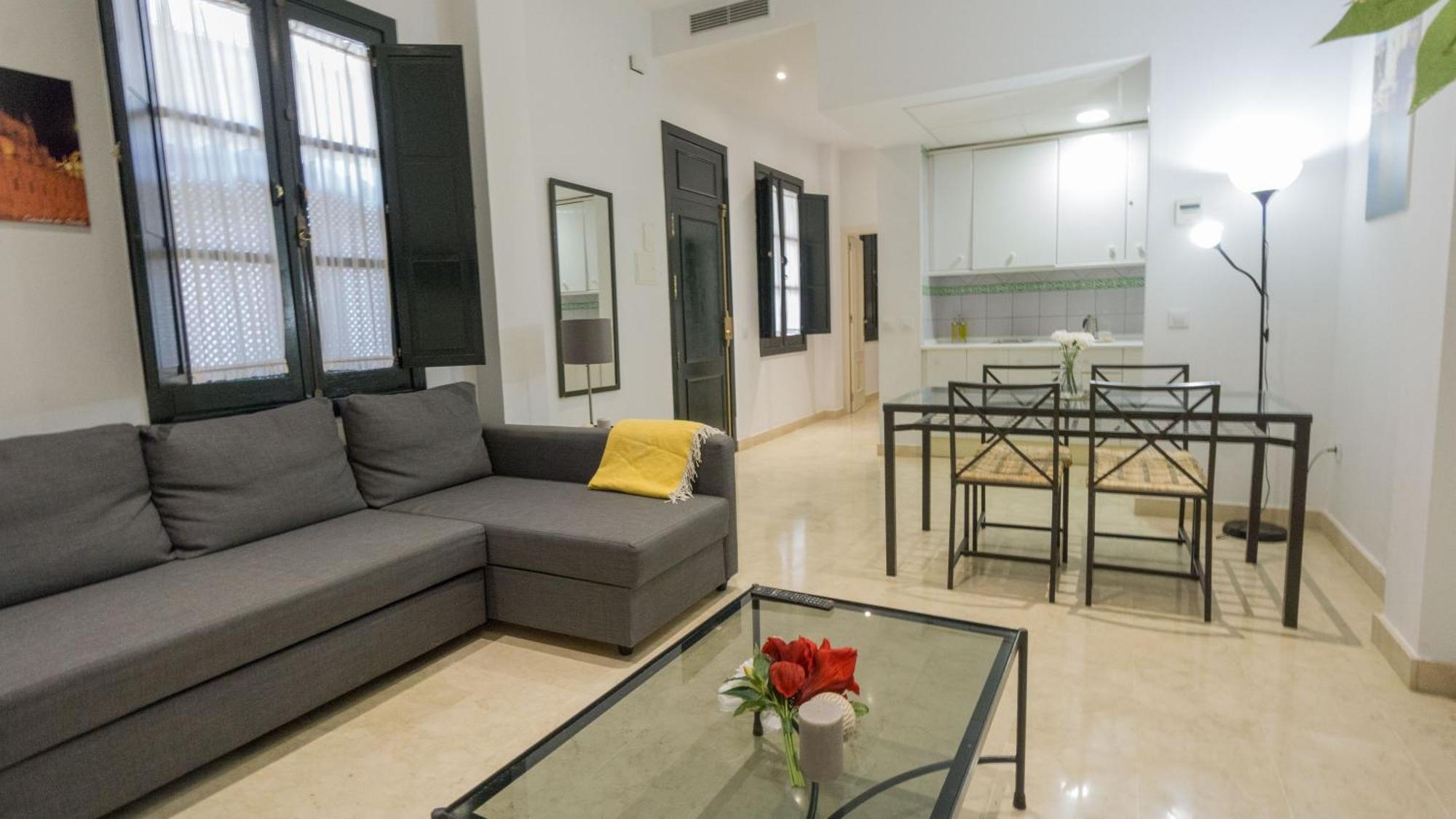Rentalsevilla Lumbreras Ii Apartamento *