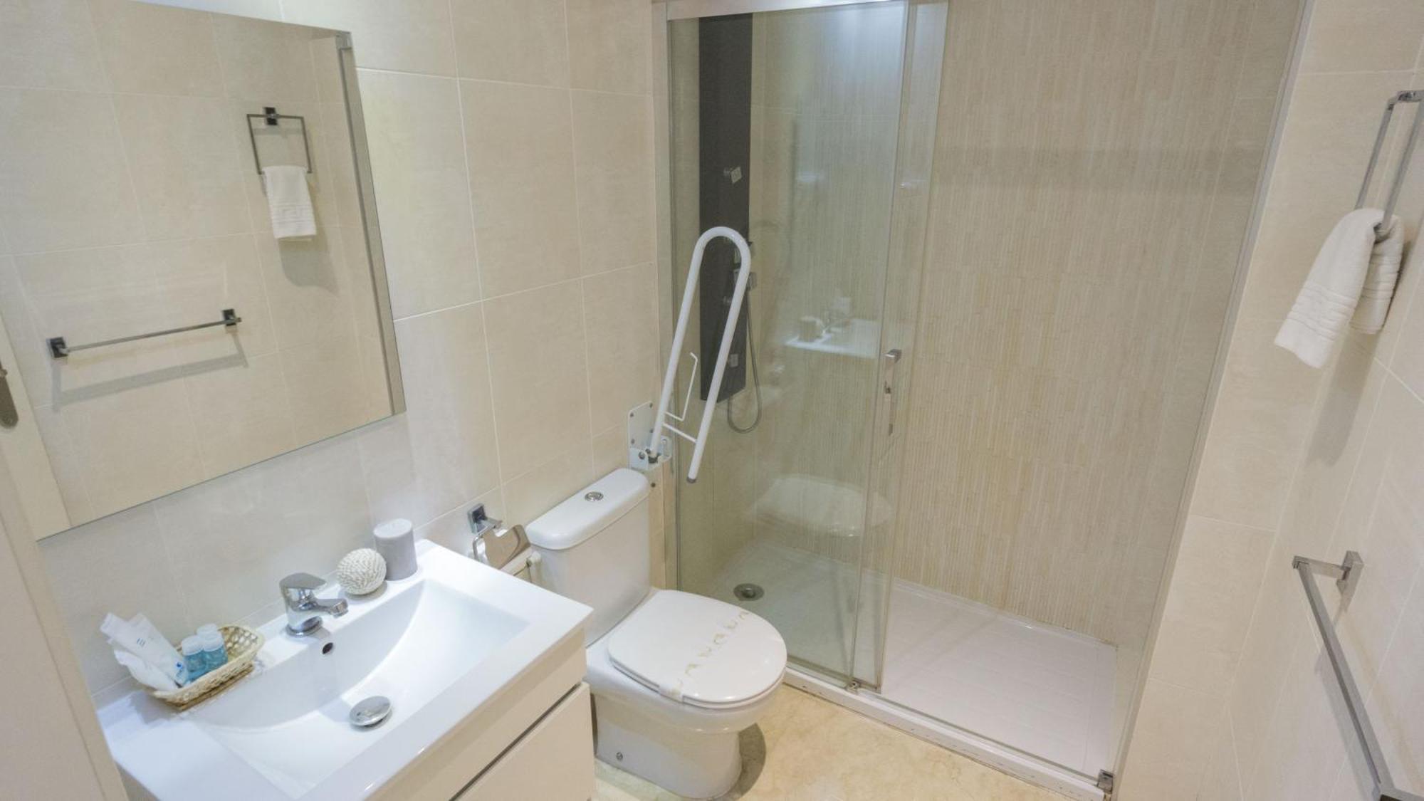 Rentalsevilla Lumbreras Ii Apartamento *