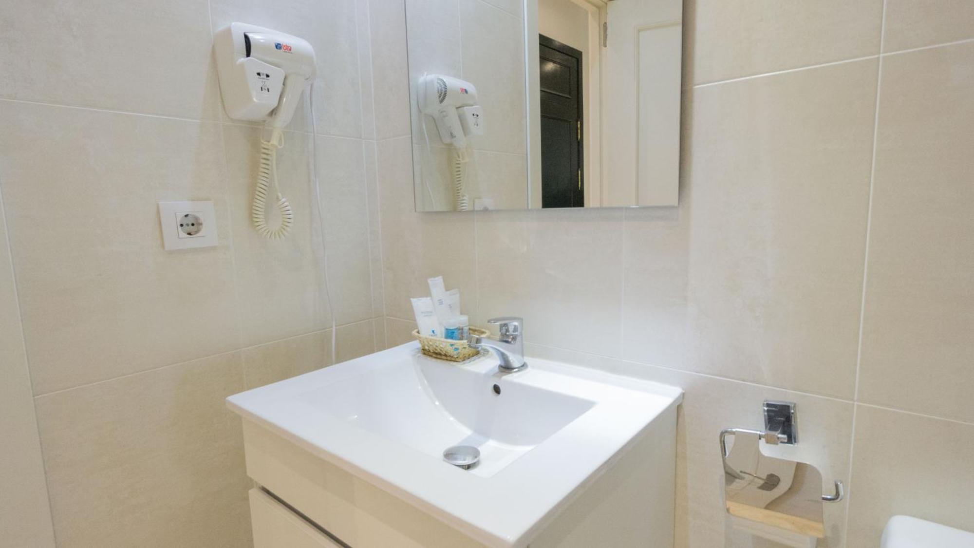 Apartamento Rentalsevilla Lumbreras Ii *